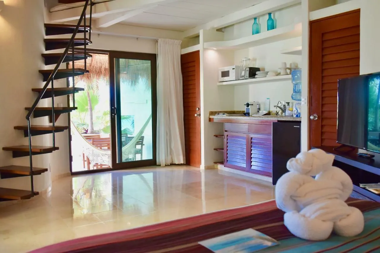 ****  Playa Palms Beach Hotel Playa del Carmen Mexico