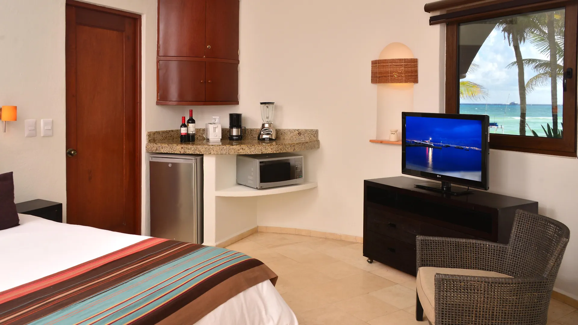 ****  Playa Palms Beach Hotel Playa del Carmen Mexico