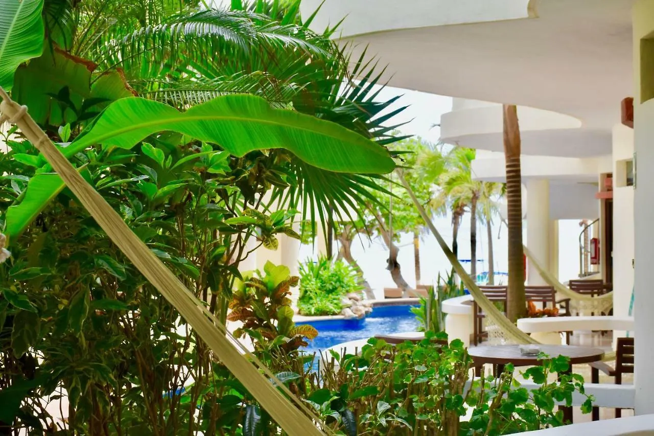 Playa Palms Beach Hotel Playa del Carmen 4*,